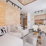 דירה Snowhill By Rent Like *